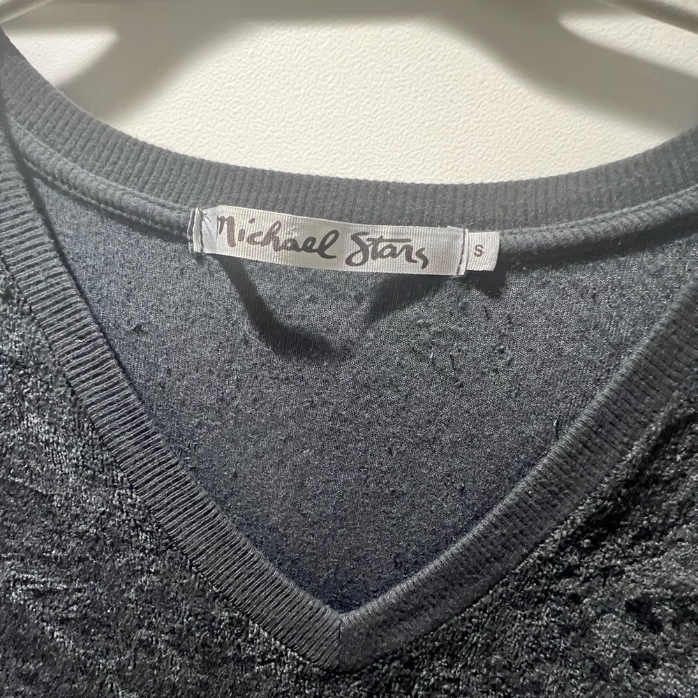 Michael Stars Vneck
